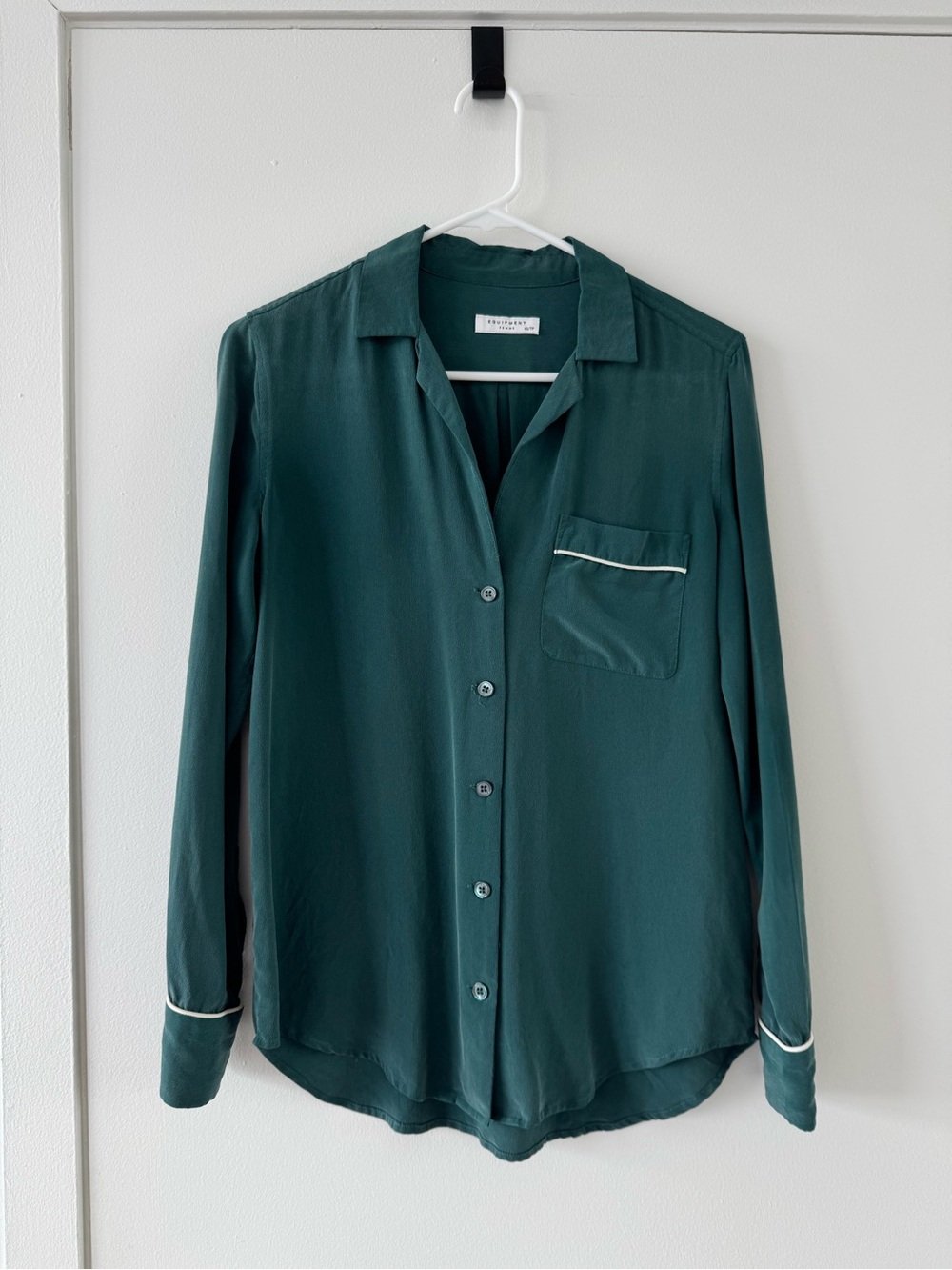 Equipment Femme Keira Silk Top